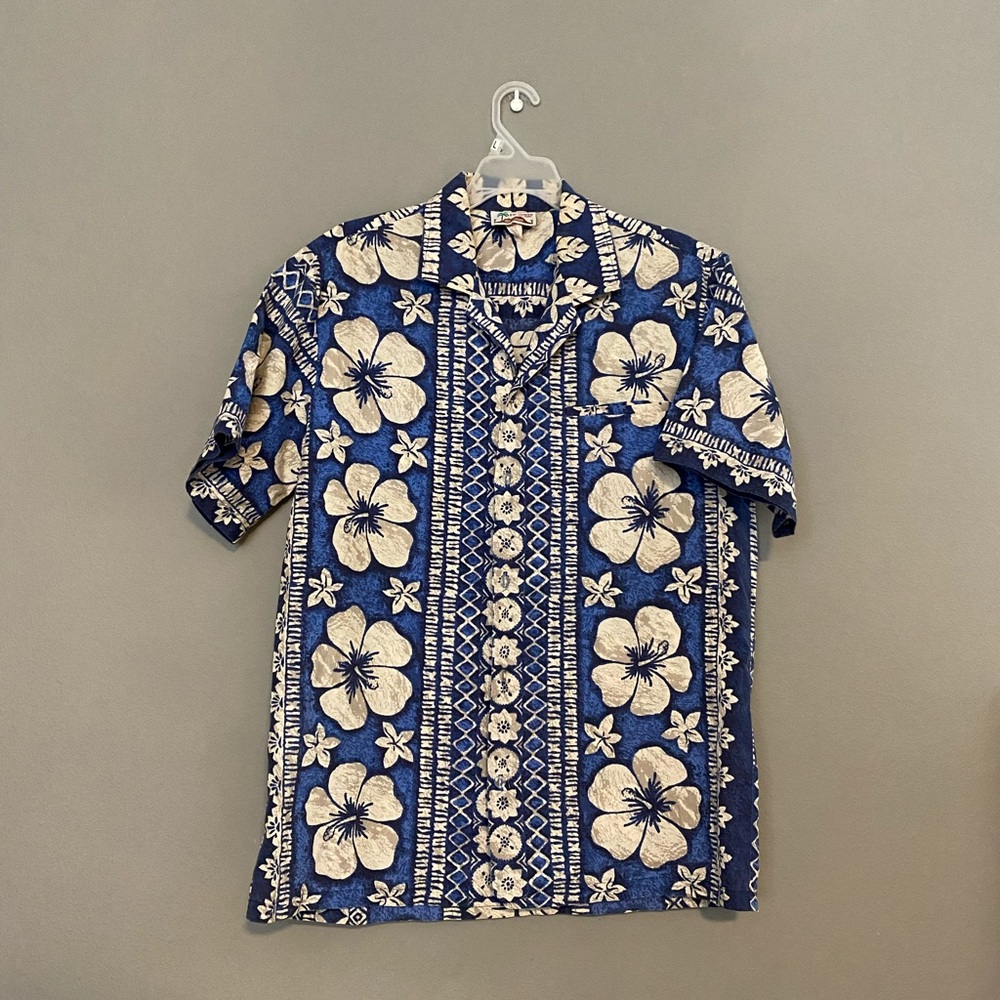 Evergreen Island Large Blue Hawaiian Shirt EUC